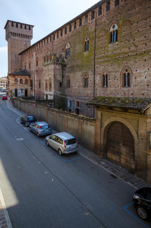 فندق Al Castello Di Leonardo سانت أنجيلو لوديجيانو المظهر الخارجي الصورة